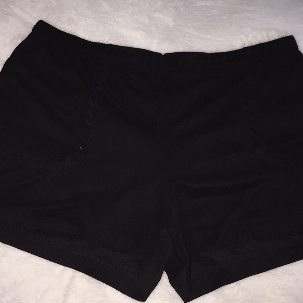 Gianni Bini faux suede braided black short shorts